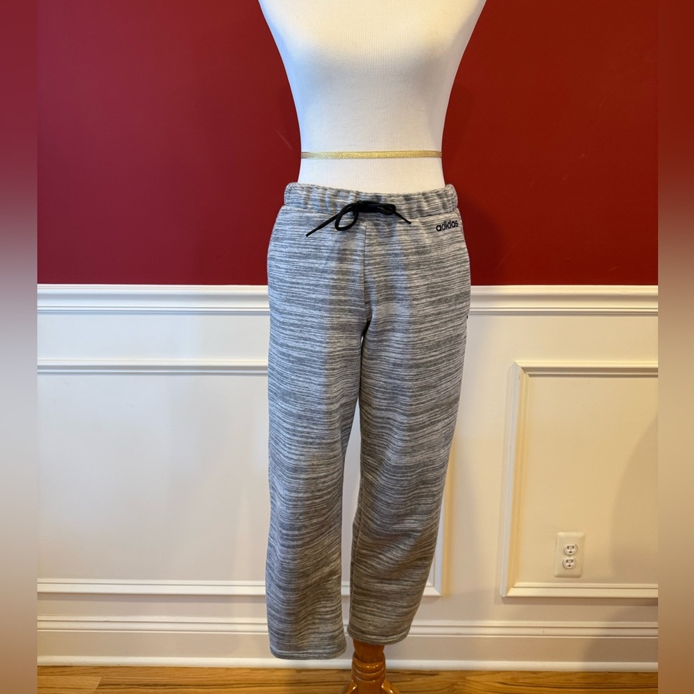 Adidas women’s sweatpants size M